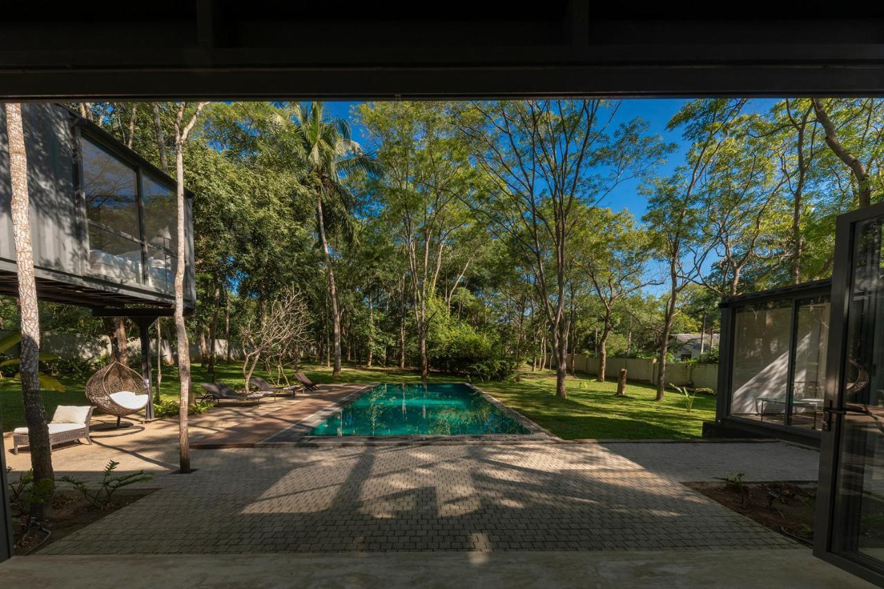 The Box House * Tangalle