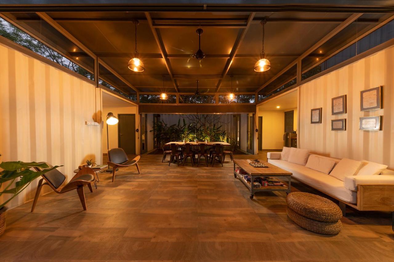 The Box House Вілла Тангалле